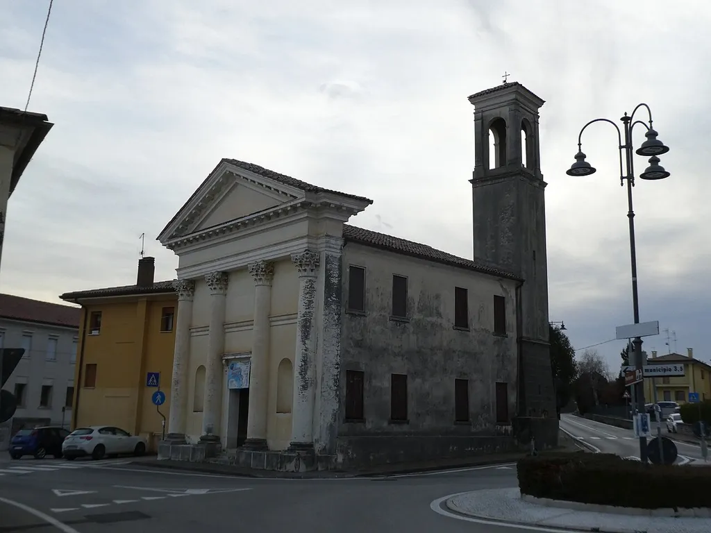 Pederobba (Veneto, Italy), Our Lady of Health former church