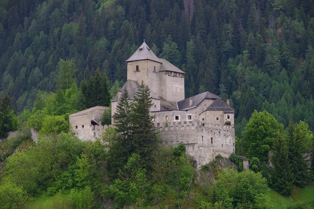 Reifenstein Castle, near Sterzing