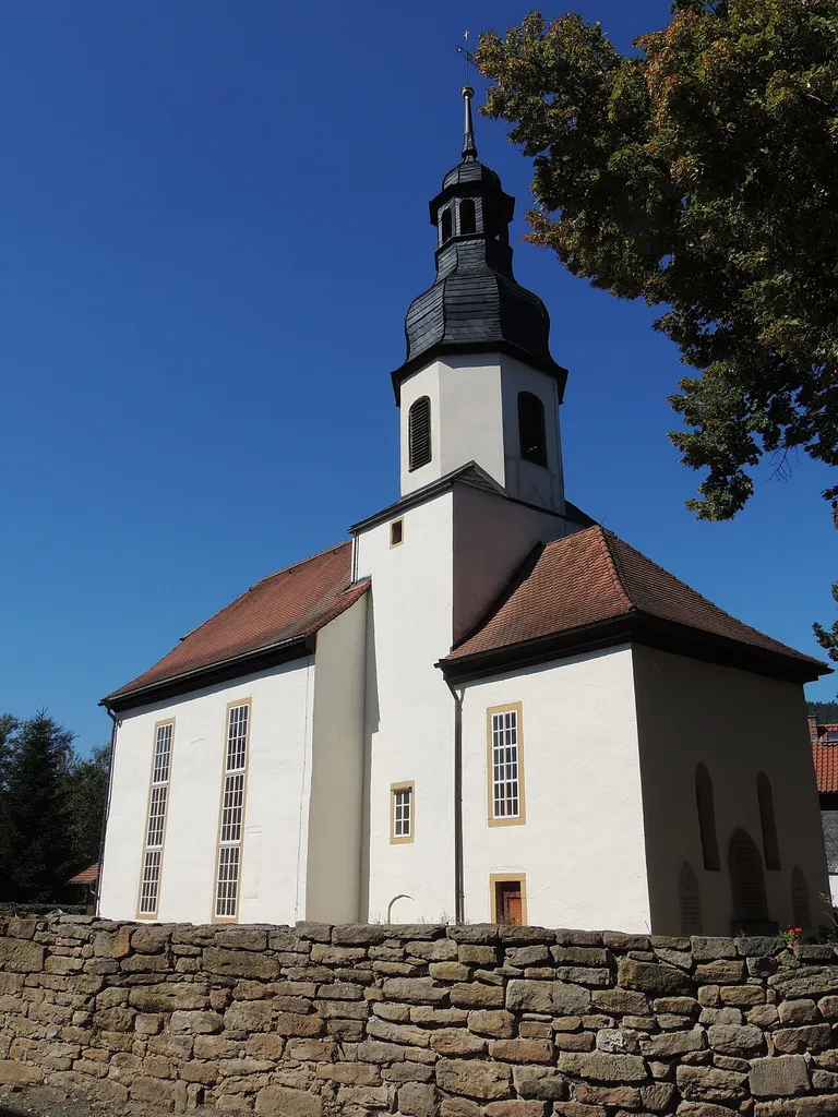 Denkmalgeschützte Kirche in Weißen, Gemeinde Uhlstädt-Kirchhasel