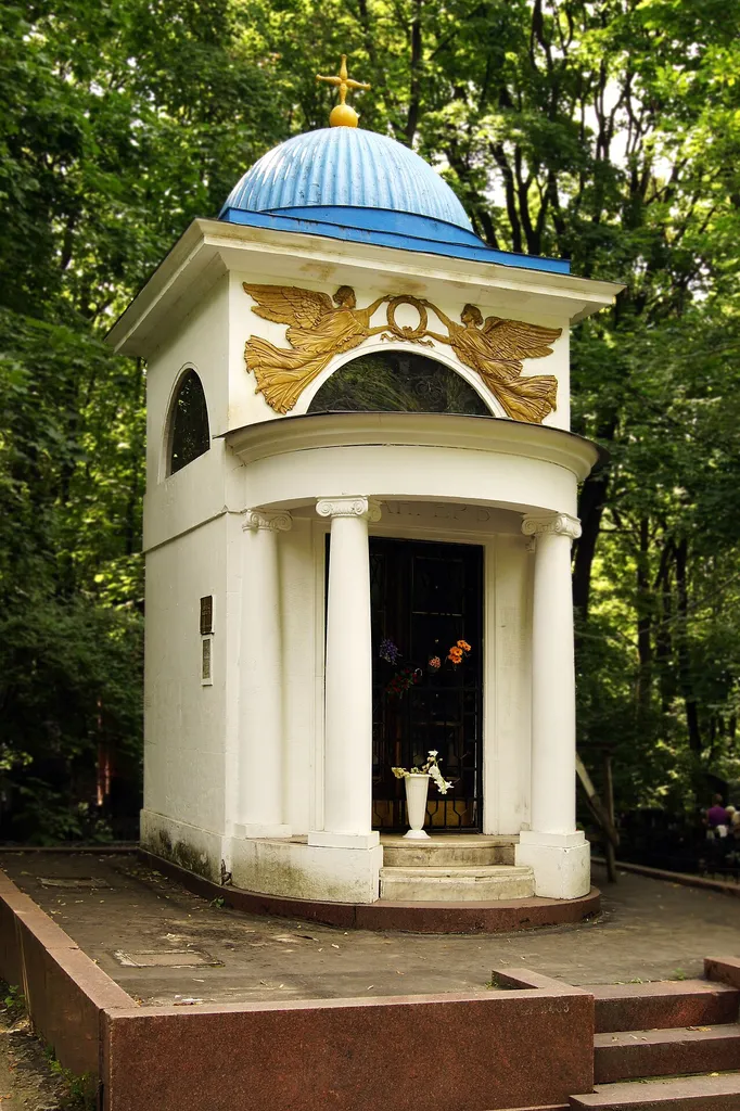 Fyodor Schechtel. Erlanger crypt in Vvedenskoe cemetery.