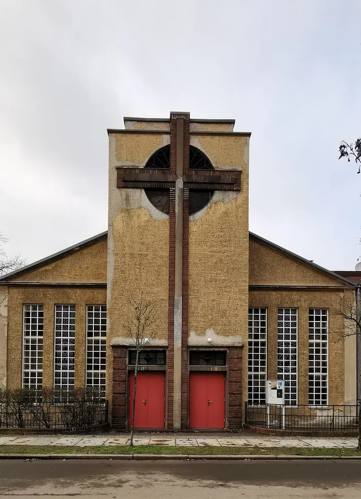 Baudenkmal bestehend aus Lutherkirche Rathenow sowie Lutherhaus und Lutgereiche