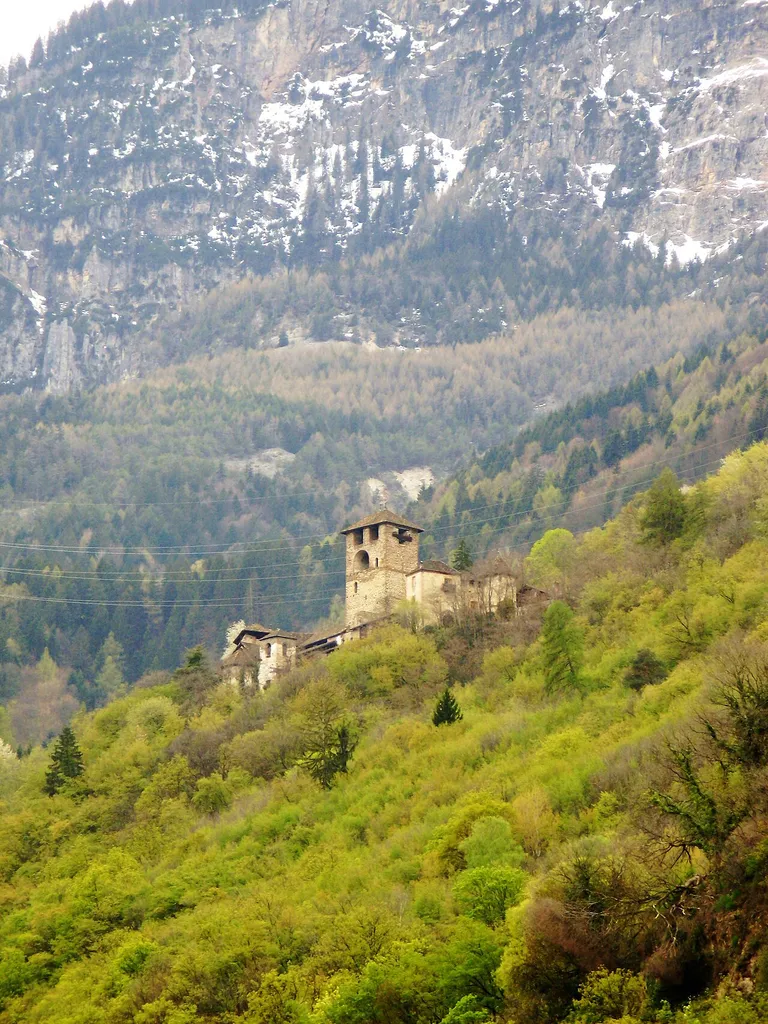 Payrsberg Castle in Nalles/Nals (South Tyrol)