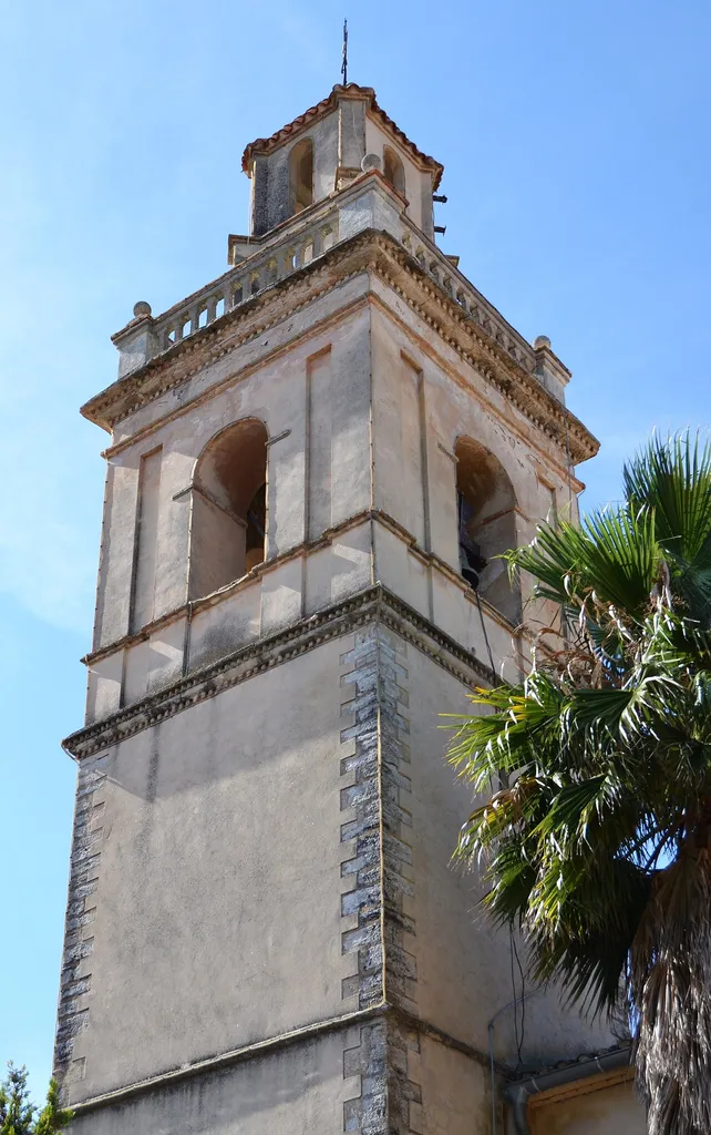 Campanar de l'església de la Mare de Déu del Roser de Benillup.