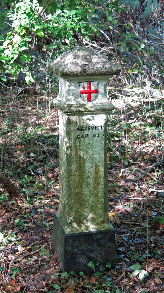 London Coal and Wine Duty boundary post
