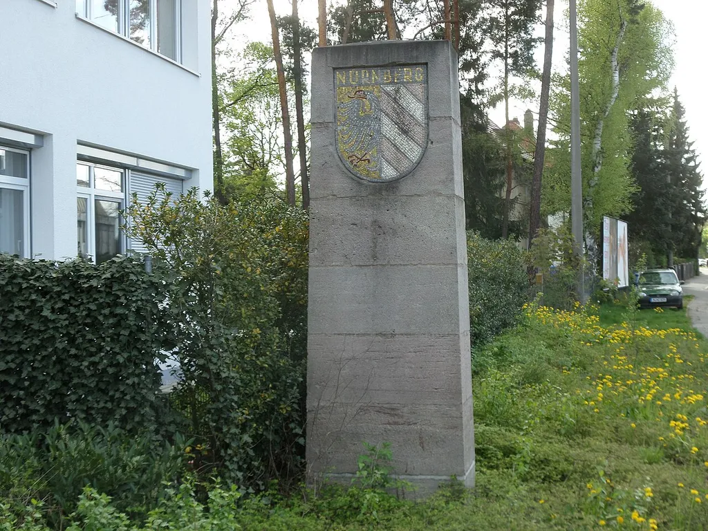 Grenzstein Laufamholzstraße 370 in Nürnberg