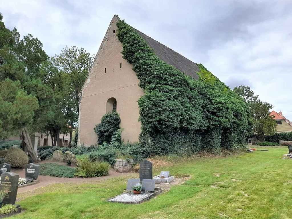 Dorfkirche Zaschwitz, von Nordosten