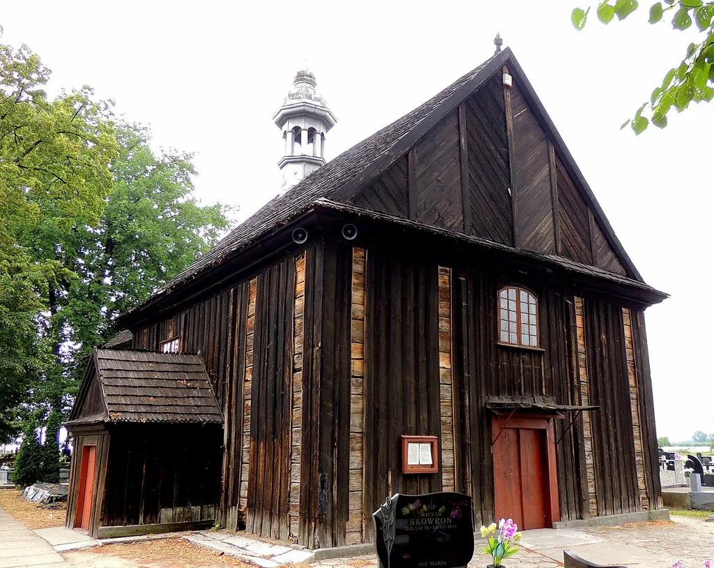 Piątek - kościół cmentarny p.w. św. Wawrzyńca, poł. XVIII