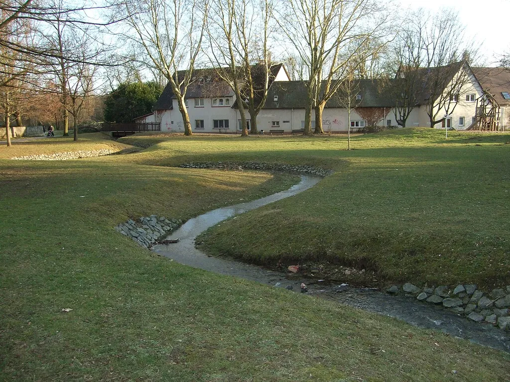 Der Steinbach in Praunheim