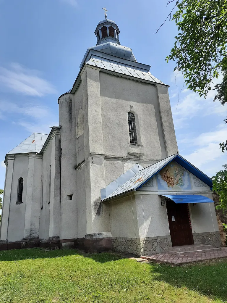 Троїцький костел, село Долина,
