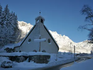 Expositurkirche hl. Theresia vom Kinde Jesu, Klösterle