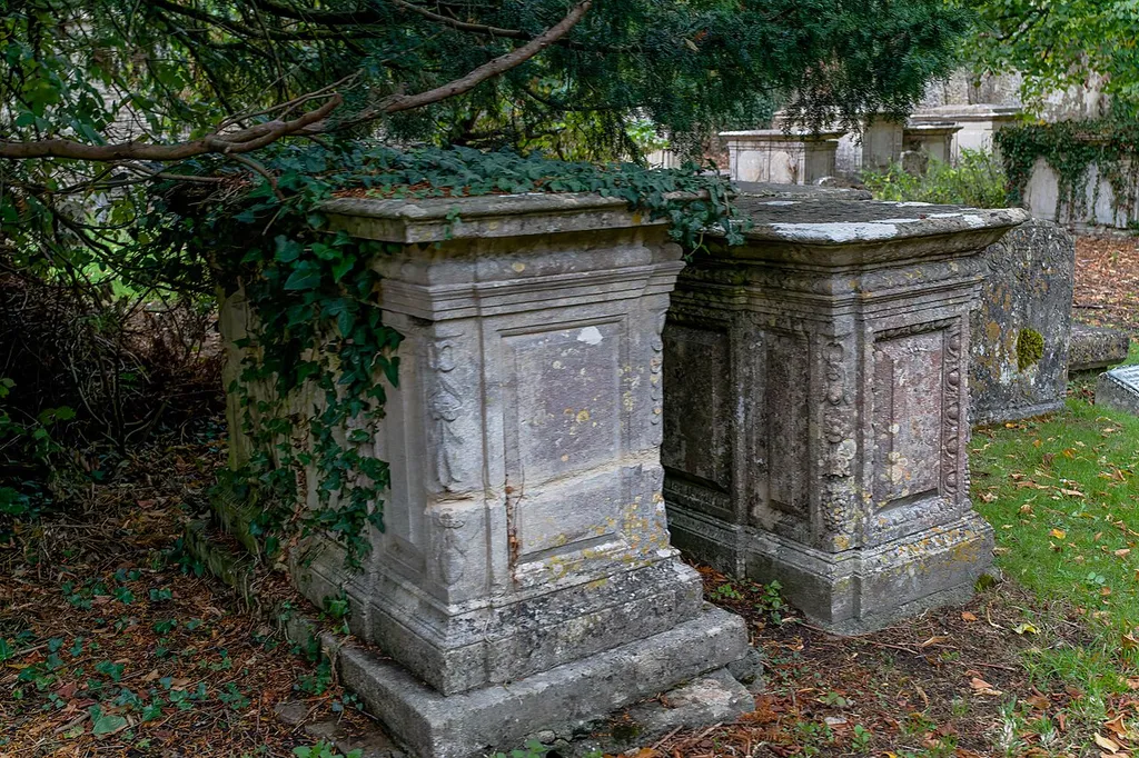 Corsham: GUY MONUMENT IN CHURCHYARD ABOUT 3 METRES NORTH OF S. GUY MONUMENT, NORTH OF NORTH AISLE DOOR OF CHURCH OF ST BARTHOLOMEW