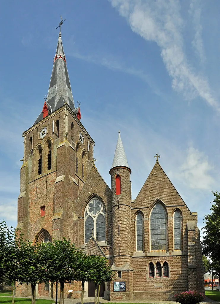 Uitkerke (Blankenberge, Belgium): St Amandus church