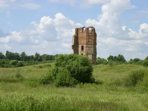 Biely Kovieĺ Castle