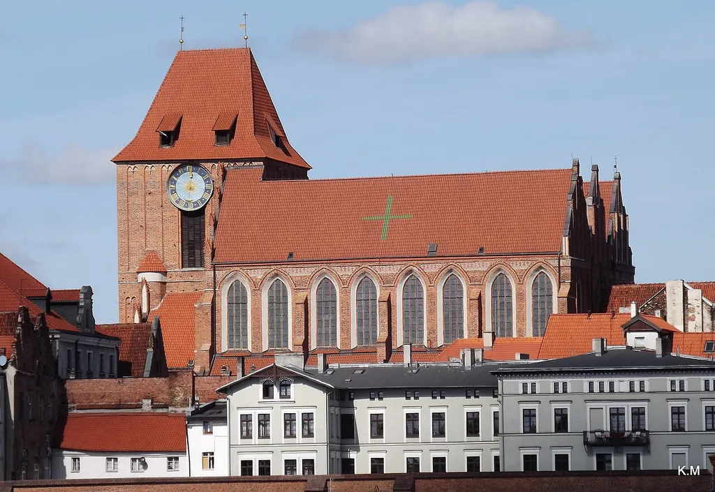 Widok kościóła św. Janów w Toruniu, ulica Żeglarska.Widok z platformy widokowej