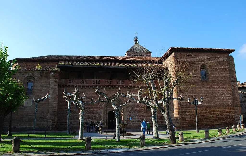 Iglesia de Santa María la Mayor - Ezcaray, La Rioja - España.