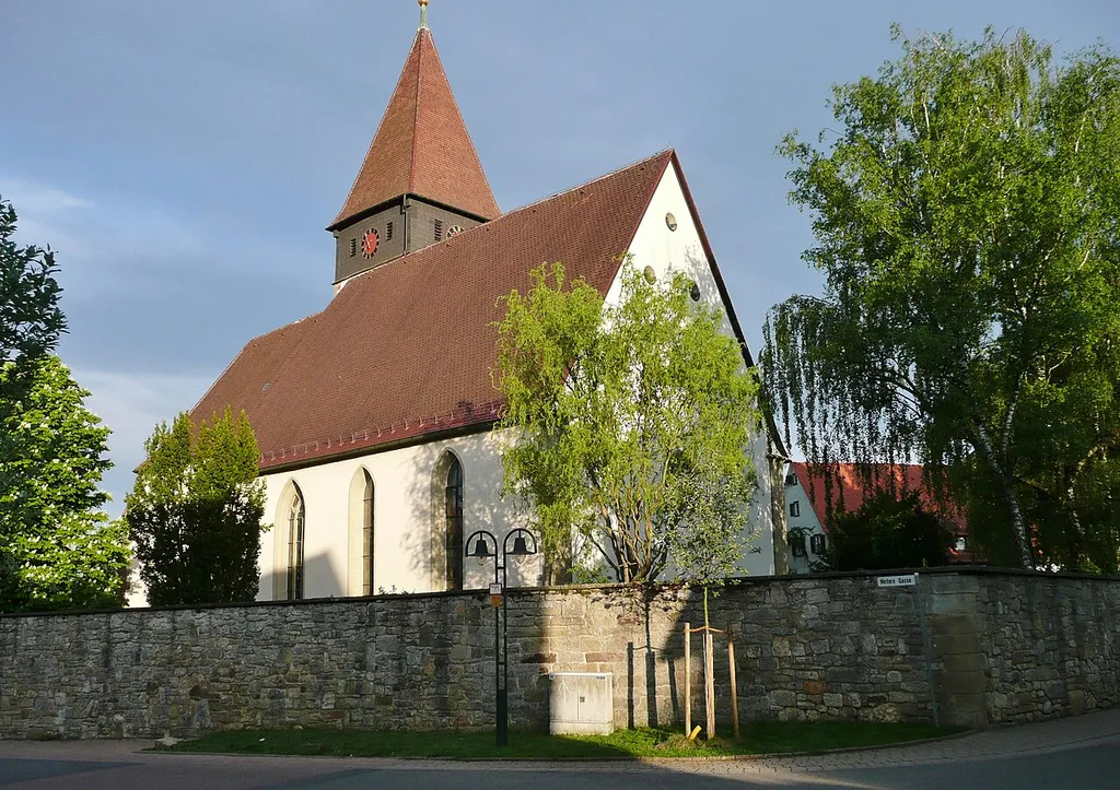 Evangelische Pfarrkirche St. Stephan (1275 erstmals erwähnt) in Kuppingen.