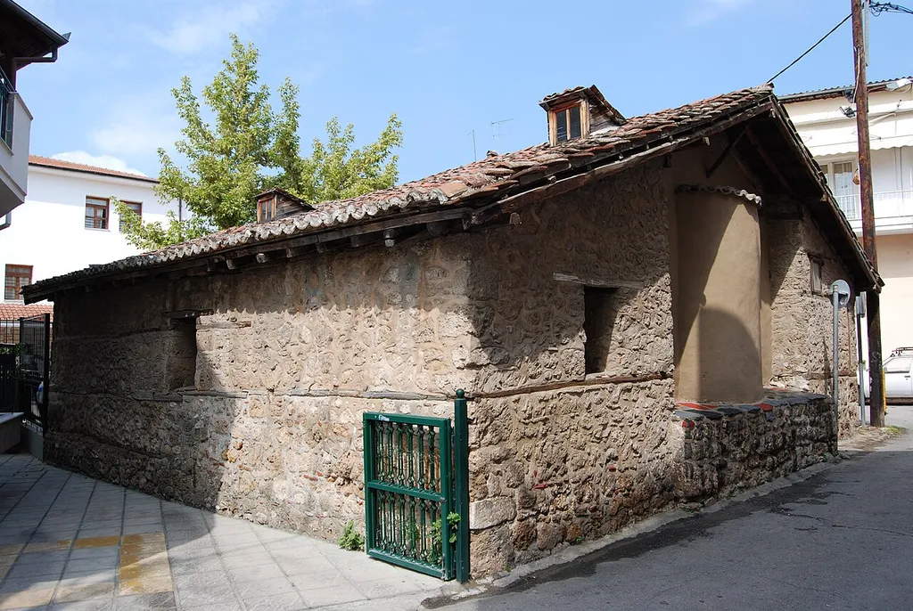 St. George Mikros, Ber