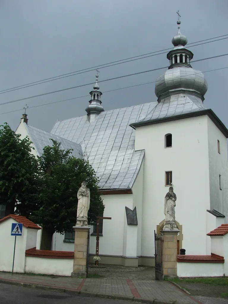 Kościół Michała Archanioła w Ujanowicach Kościół Michała Archanioła w Ujanowicach
