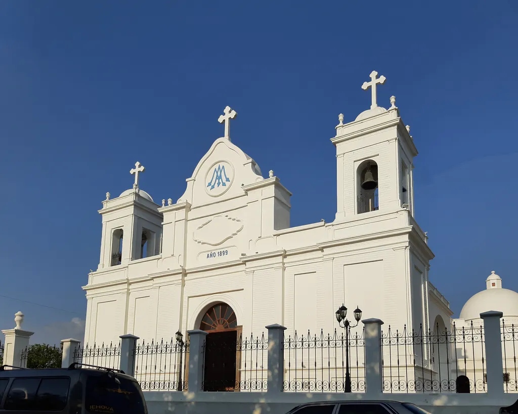 Iglesia de la Inmaculada Concepción en Atiquizaya, El Salvador.