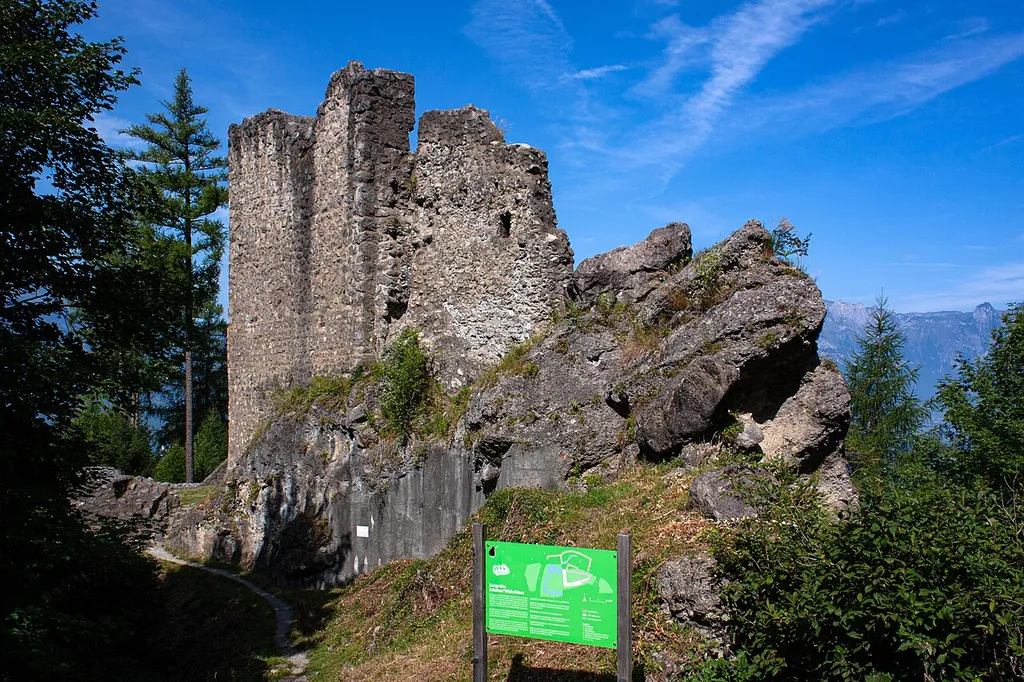 Schalun Castle is a historic castle ruin approximately 1km from Vaduz. It was constructed around the end of the 12th century.