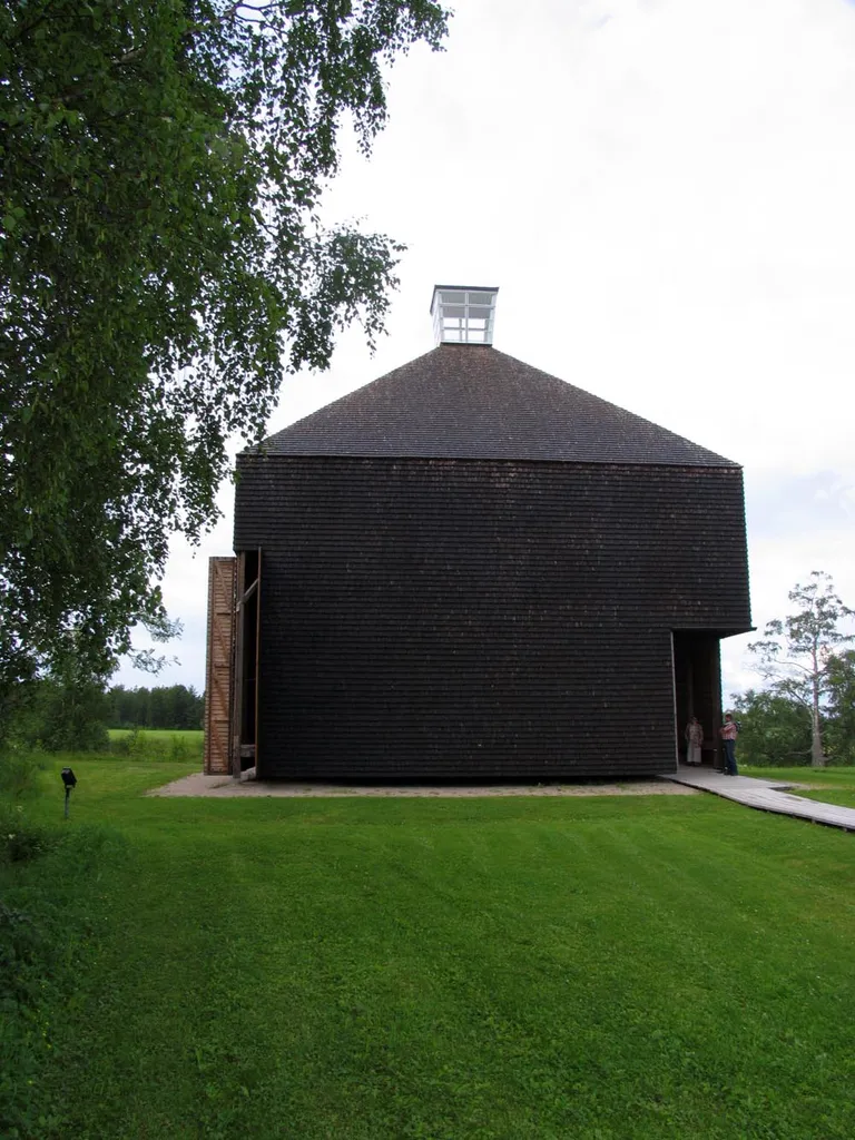 Paanukirkko, shingle church of Kärsämäki, Finland