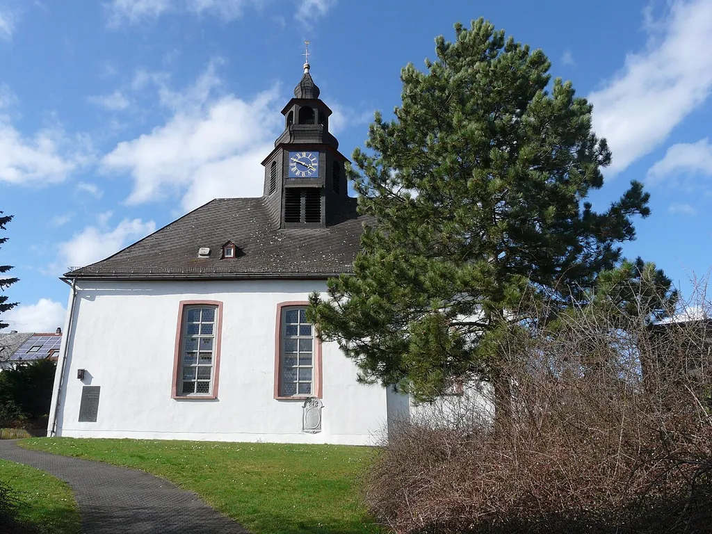 Evangelische Kirche in Solms-Oberbiel (Lahn-Dill-Kreis)