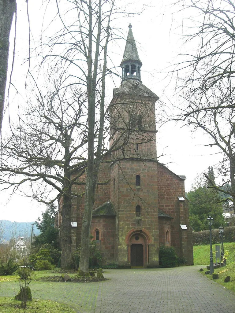 Evangelische Kirche in Altenhundem (Neuromanisch, geschütztes Baudenkmal)