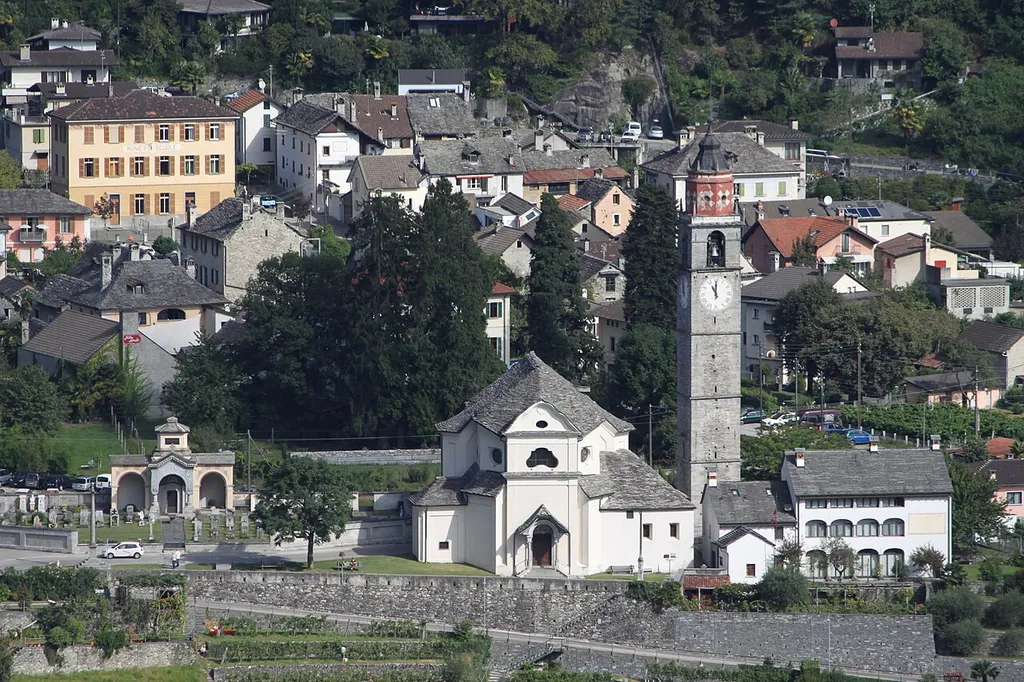 San Fedele church in Verscio; city hall can be seen in the upper left corner.