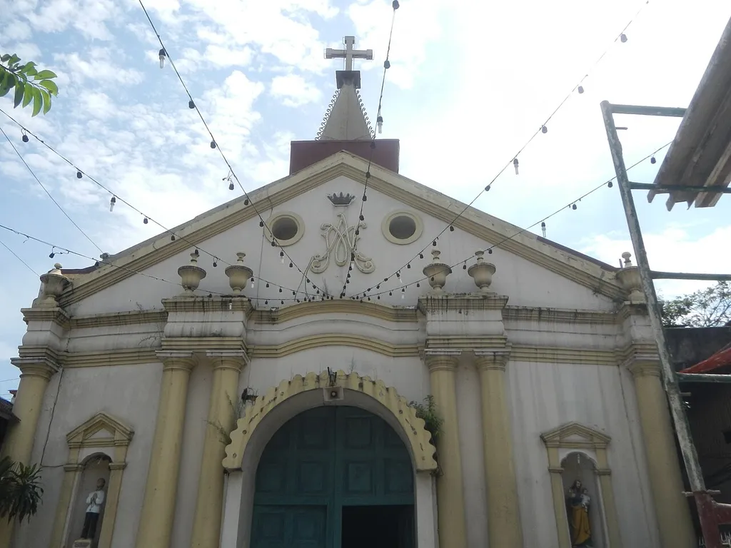 Peñafrancia Church facade in Paco, Manila.