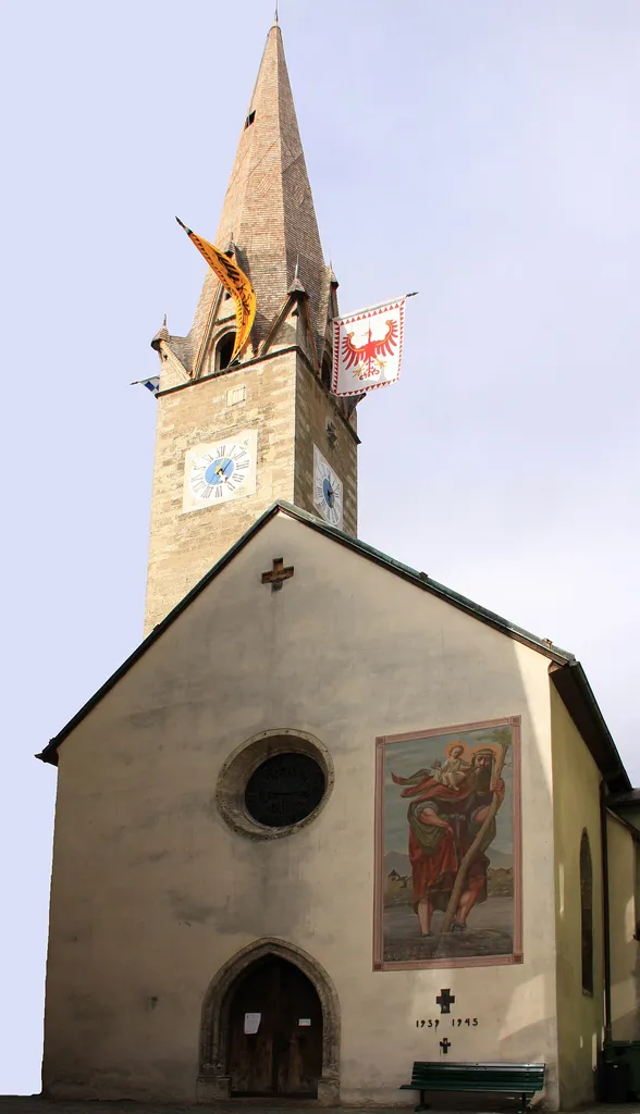 The church Katharinenkirche (finished in 1365), also called Stadtkirche, in Kitzbühel.