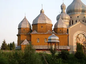 Church of the Resurrection of Christ, Pobuzhany