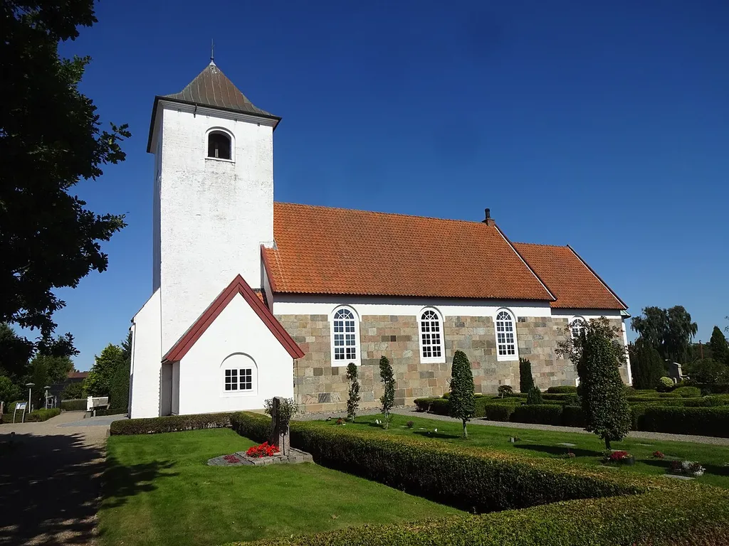 Jebjerg ist ein Ort auf der Halbinsel Salling und gehört zur Skive Kommune.
