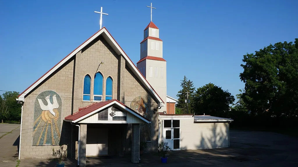 St. Anthony of Padova Church (catholic church in Welland, Ontario)