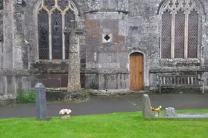 Churchyard cross 1m south of Clyst Hydon church