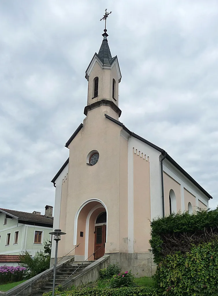 Die Filialkirche St. Korona in Oberndorf