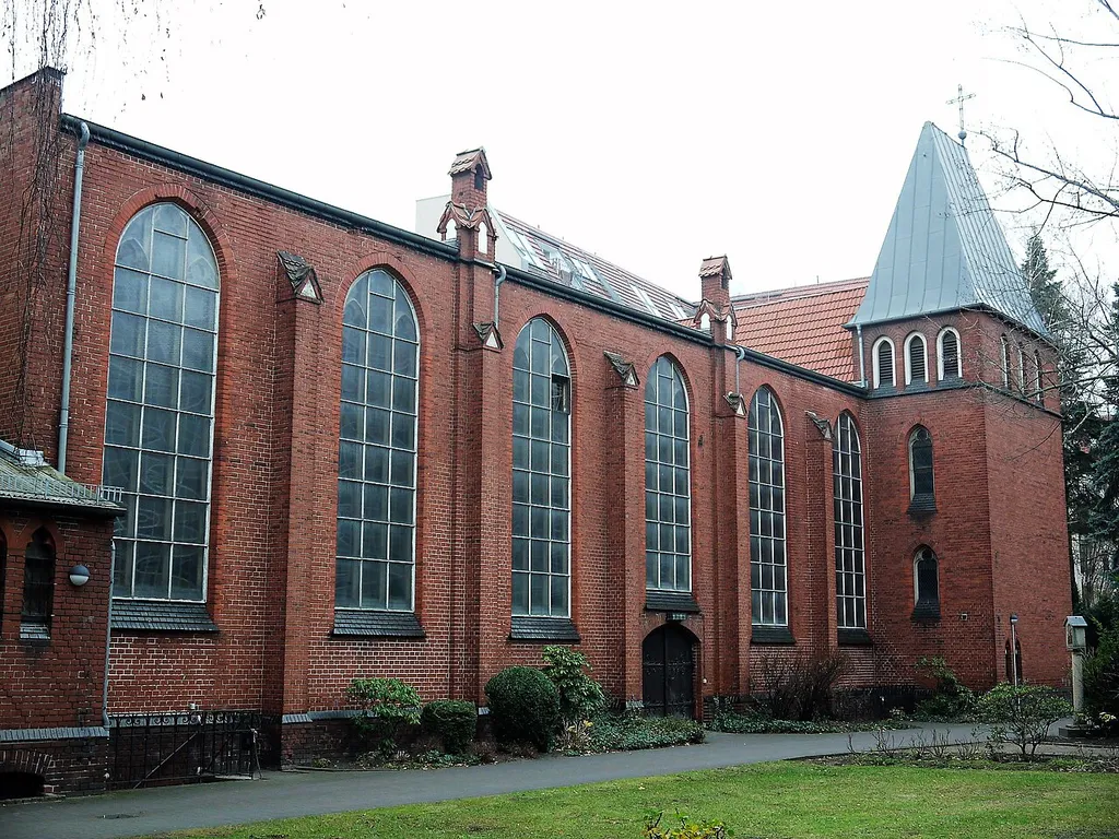 Kirche auf dem Gelände des St.-Josefs-Heims Berlin-Prenzlauer Berg (September 2019 geschlossen)