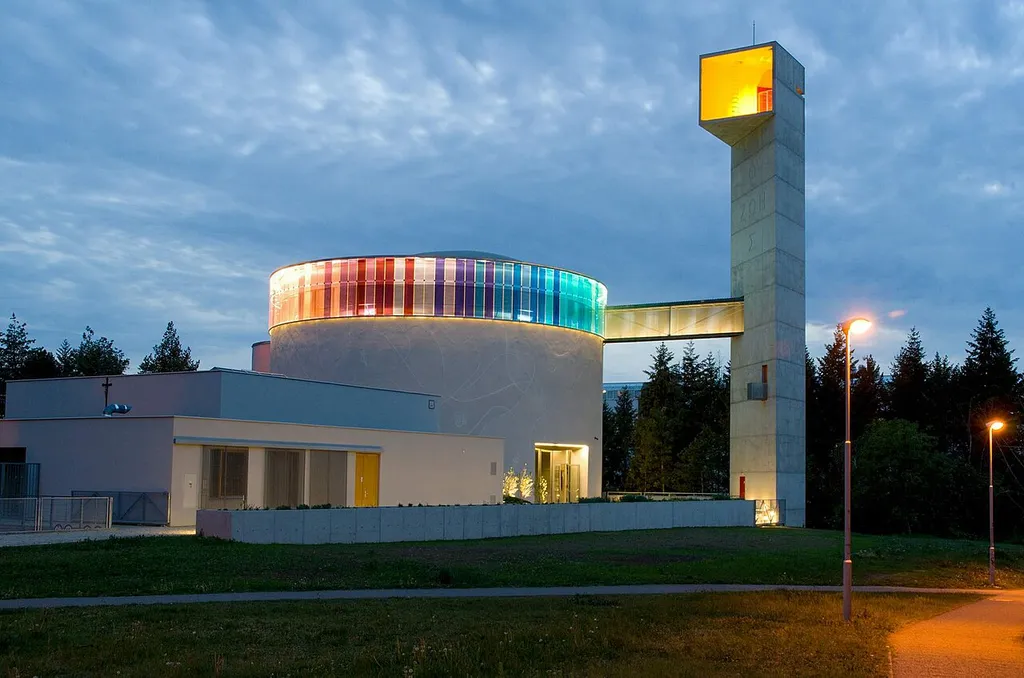 Kostel blahoslavené Marie Restituty v Brně-Lesné