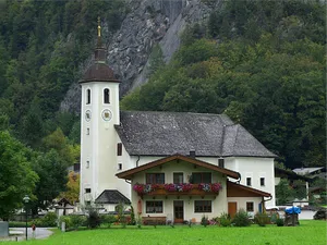 Pfarrkirche hl. Dreifaltigkeit, Weißbach bei Lofer