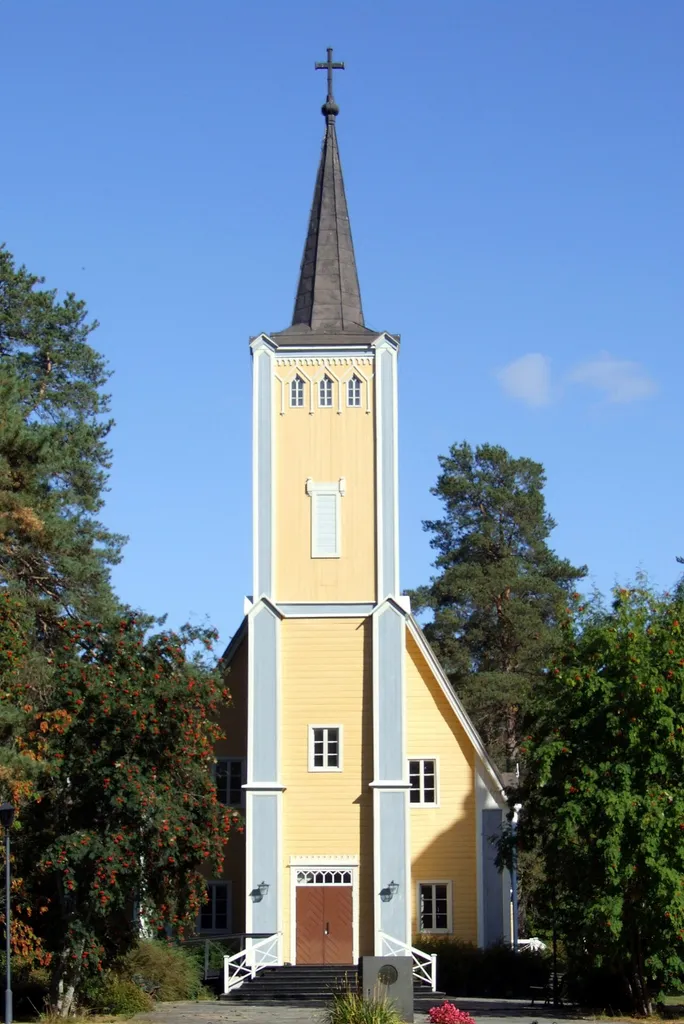 The church of Muhos is the oldest wooden church still in use (with original design well-preserved) in Finland. It was completed in 1634.