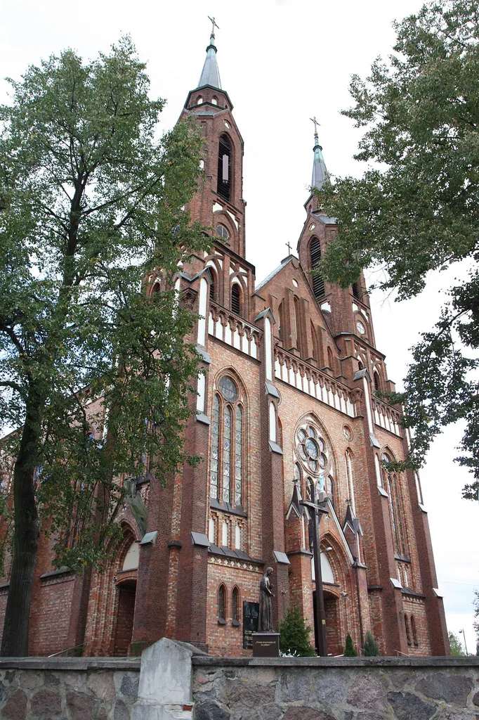 Sadowne, kościół par. pw. św. Jana Chrzciciela, 1906-1909, 1948-1950