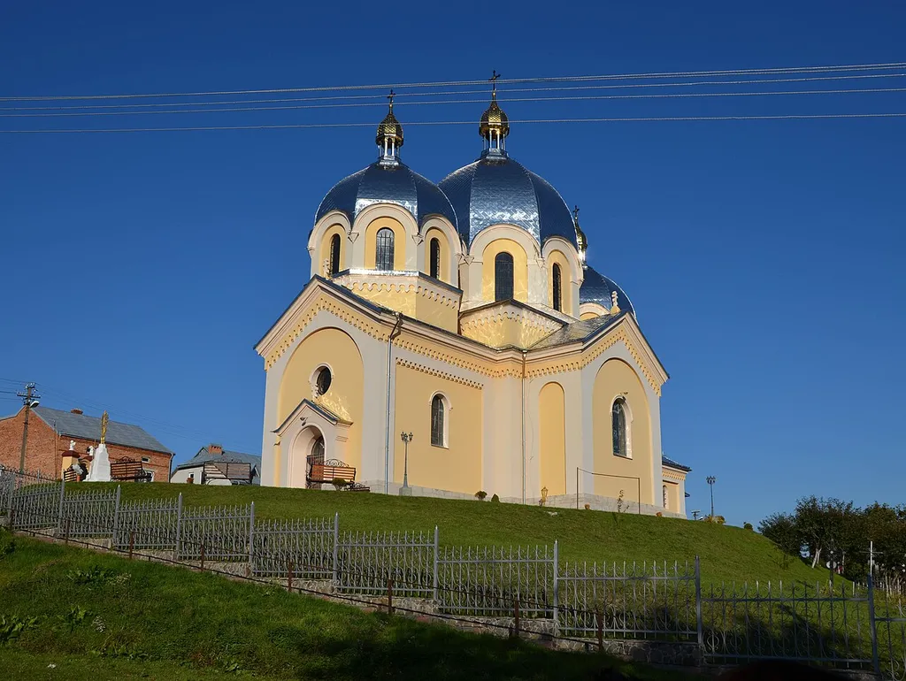 Церква святих Кузьми і Дем'яна в селі Великі Грибовичі Жовківського району Львівської області.