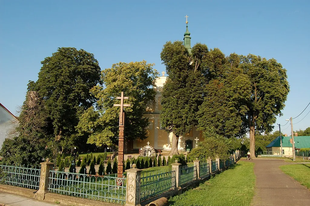 Ruská devant l'église