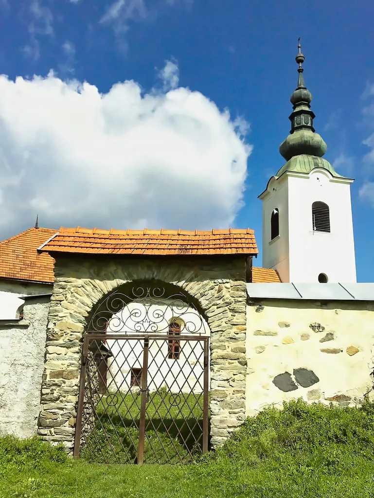 This media shows the protected monument with the number 609-1008 CHMSK/609-1008,CHMSK/609-1008(other) in the Slovak Republic.