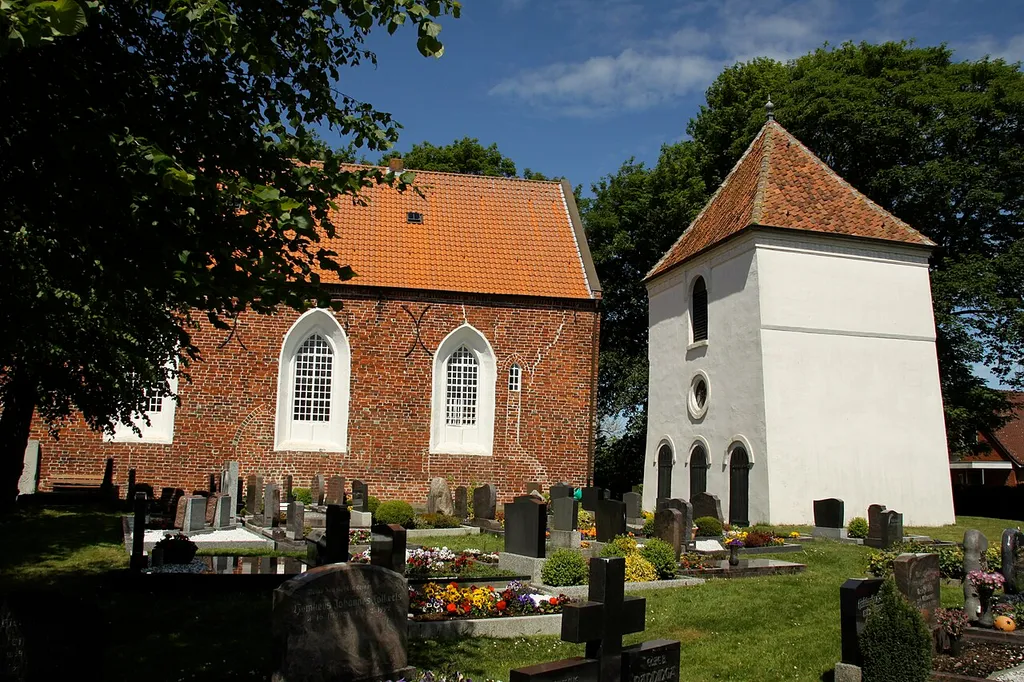 Die Uplewarder Kirche