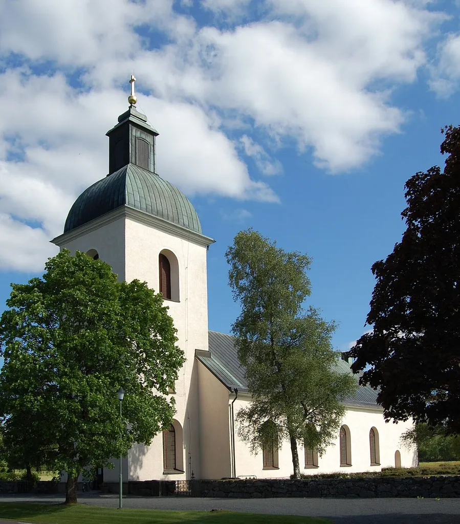 Dädesjö new church.The church is built according to plans by Tempelman. It was consecrated in 1796 by Bishop Olof Wallquist.