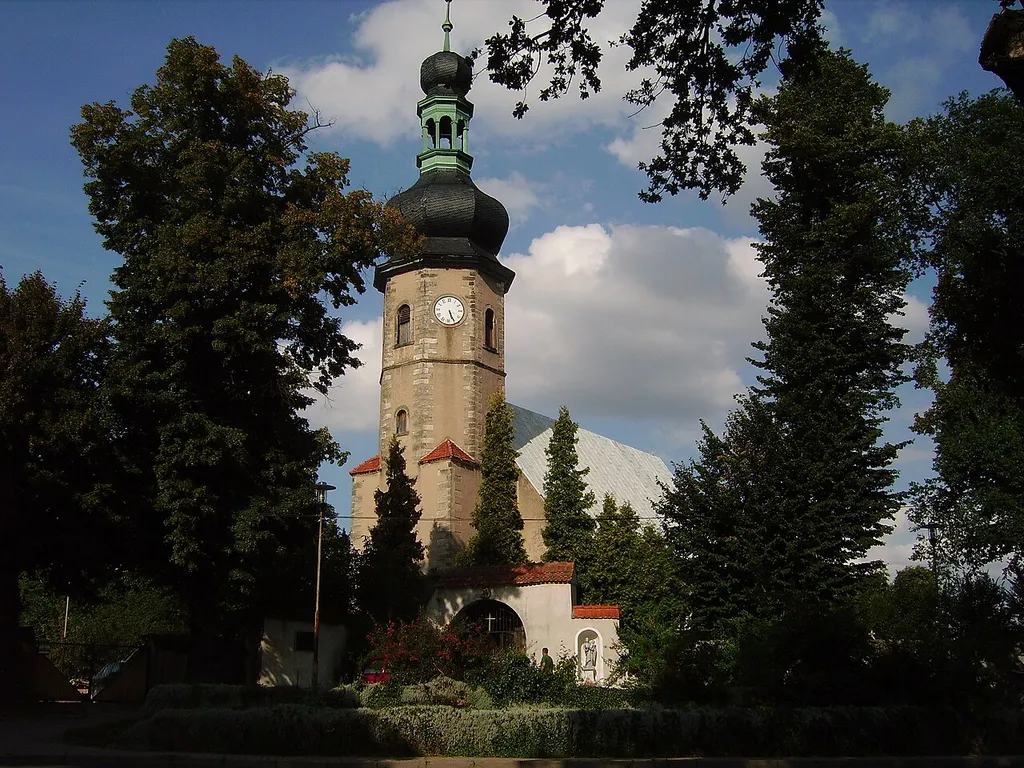 Nowogrodziec - rzymskokatolicki kościòł filialny p.w. św. Mikołaja, XIV, 1827, XIX