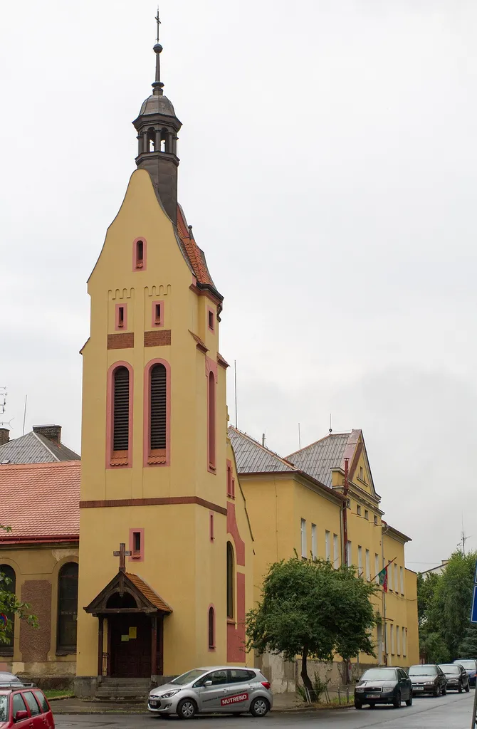 Kostel Církve československé husitské, Krátká, K. Maličkého, Lovosice.