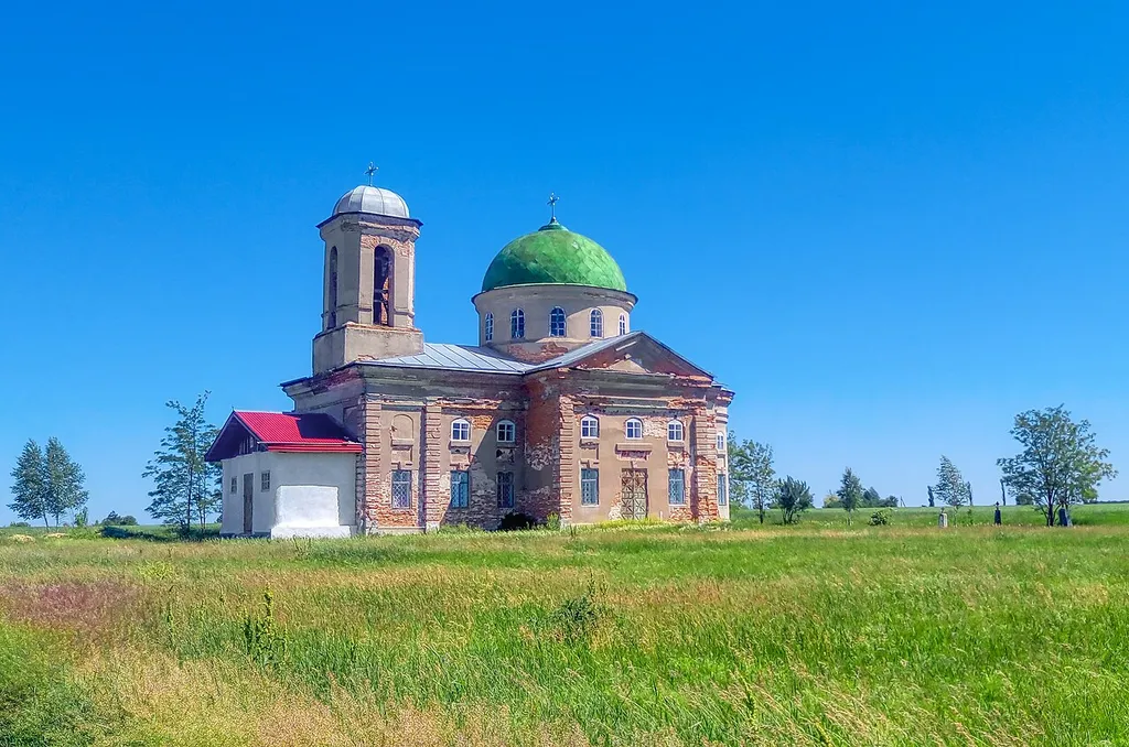 Свято-Іоанна Богословська церква, Лутківка, вул. Щорса, 3
