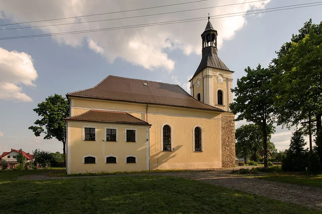 Pieszków, kościół fil. p.w. Matki Boskiej Częstochowskiej, XIV, XV, poł. XVIII