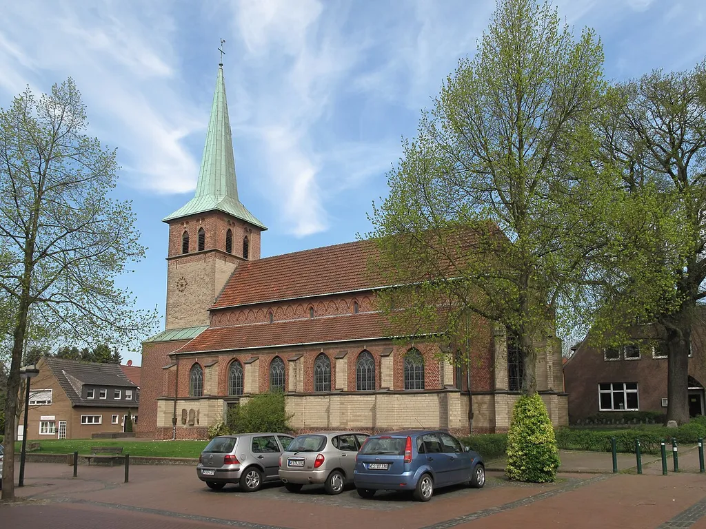 Hünxe, church